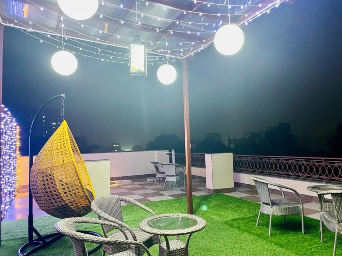 Bluo Studio5 Golf Course Road - Gym, Terrace Garden Gurgaon Exterior foto