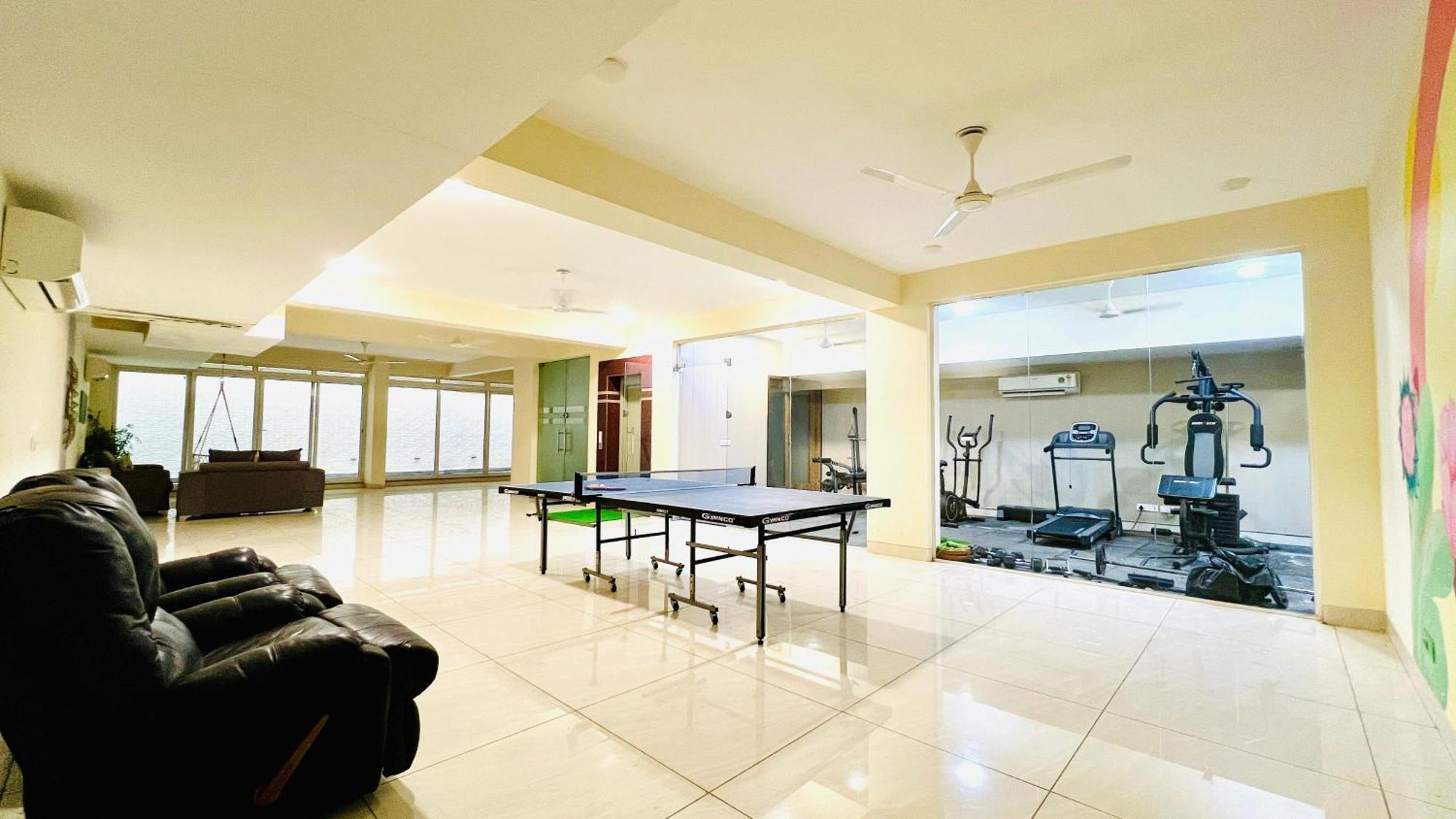 Bluo Studio5 Golf Course Road - Gym, Terrace Garden Gurgaon Exterior foto